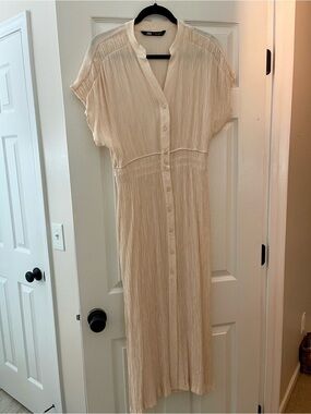 Zara Cream/ecru wrinkle look Button-Front midi Dress